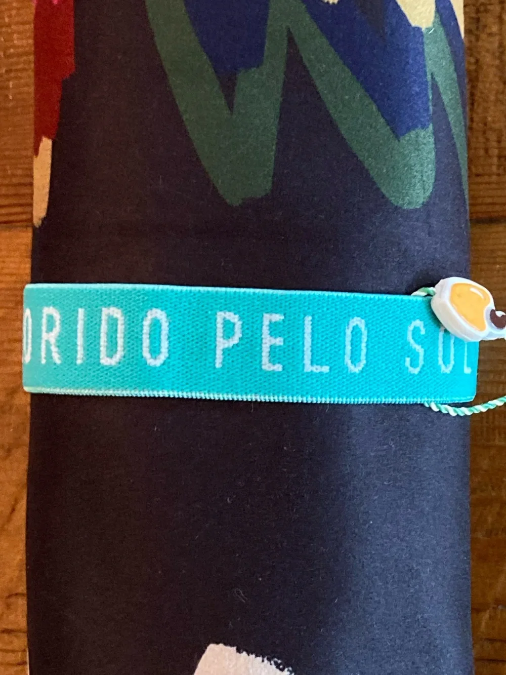 NEW RARE FARM Rio Tropycalia Towel w/ Strap Tropical Bird Leopard Fruit 39 x 59